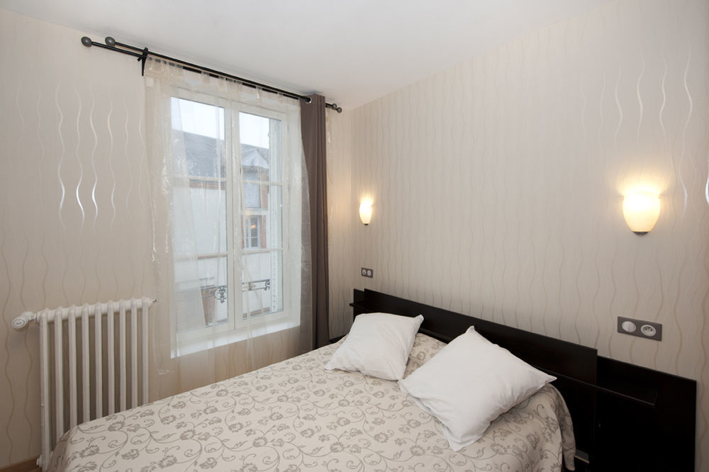 Hotel La Madeleine Saint-Benoît-sur-Loire Exteriér fotografie
